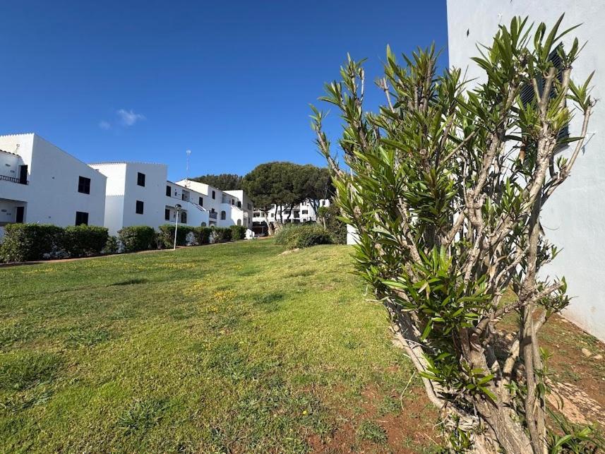 Apartamento Sol Isla Arenal De'N Castell Arenal d'en Castell Exterior foto